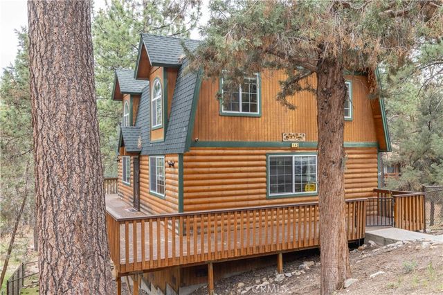143 Santa Barbara Ave, Sugarloaf, CA 92386