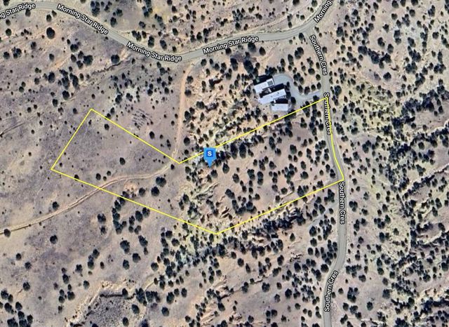 8 Southern Cres, Lamy, NM 87540