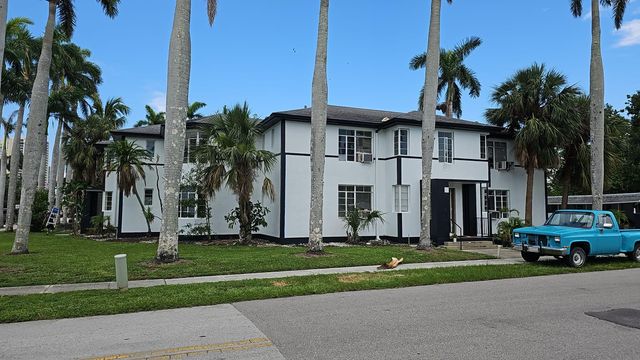 2554 1st St   #92aace762, Fort Myers, FL 33901
