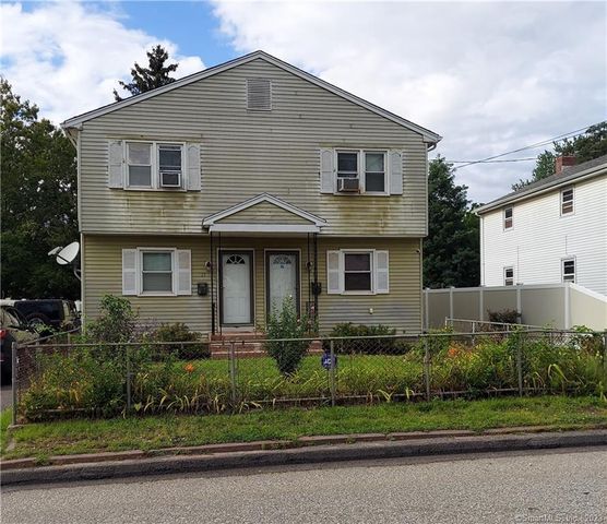 15 Horace St, Manchester, CT 06040