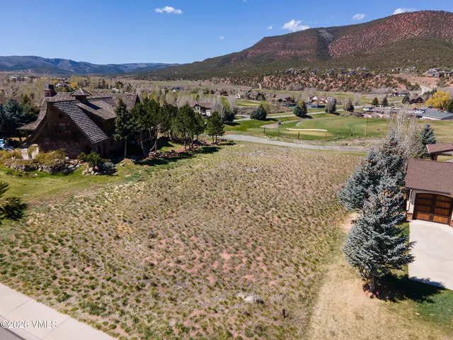 220 Black Bear Dr, Gypsum, CO 81637