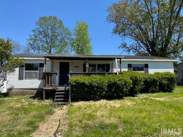 90 K St   NW, Linton, IN 47441