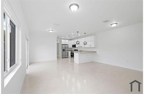 11238 SW 187th St, Miami, FL 33157