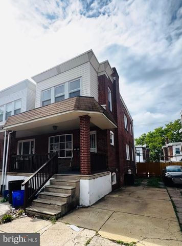 7020 Gillespie St, Philadelphia, PA 19135