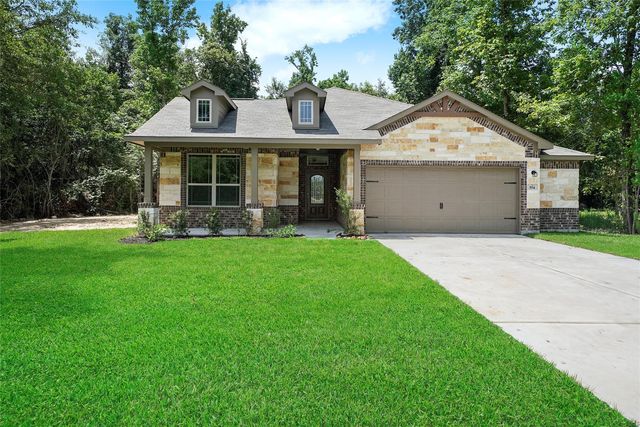 301 Country Rd #3081, Cleveland, TX 77327