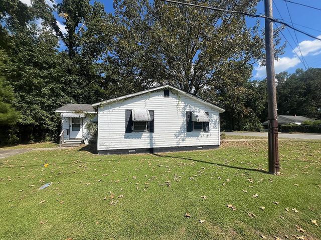 400 E  Green St, Robersonville, NC 27871