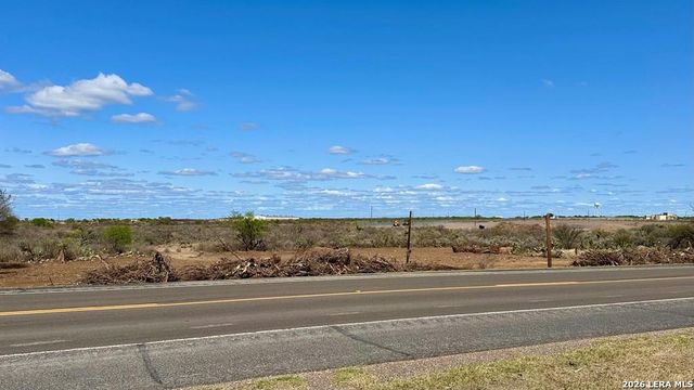 12198 N US Hwy 277, Eagle Pass, TX 78852