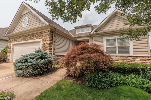 133 Turnberry Xing, Broadview Heights, OH 44147