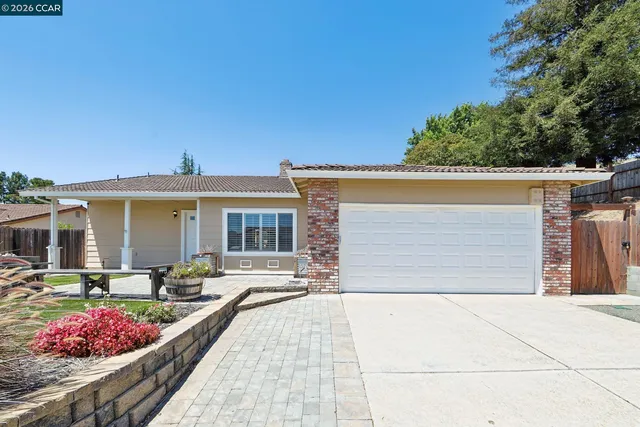 148 Primrose Ln, Vallejo, CA 94591