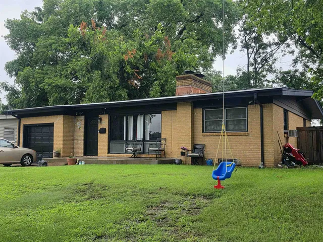 8316 E  Morris St, Wichita, KS 67207