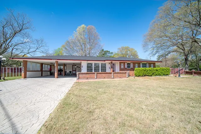 2505 Broadmoor Dr, Columbus, GA 31903