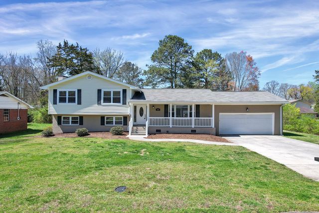 3443 Clearwater Dr NE, Cleveland, TN 37312