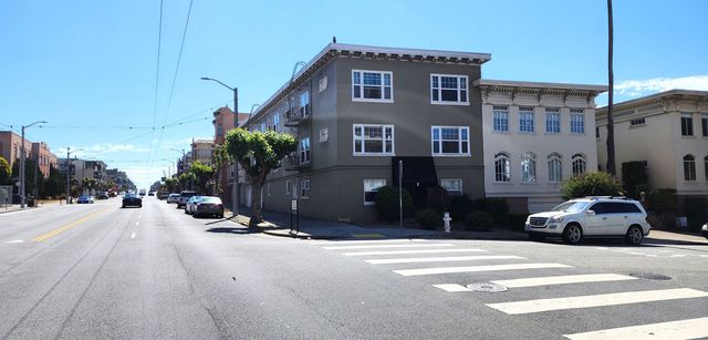 2 Commonwealth Ave  #7, San Francisco, CA 94118