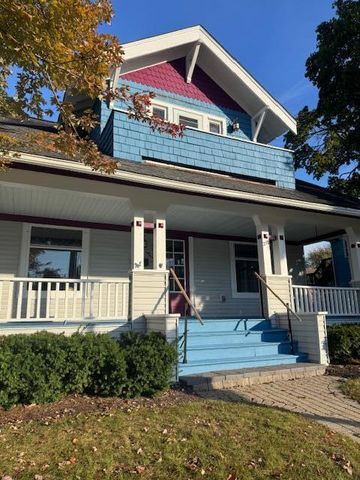 212 W  Michigan Ave, Saline, MI 48176