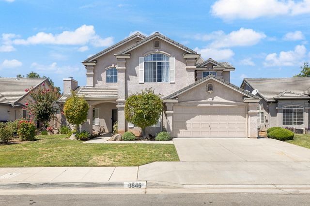 9845 N  Woodrow Ave, Fresno, CA 93720