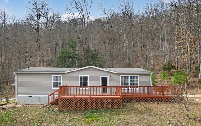 1070 N  Pryor Cove Rd, Jasper, TN 37347