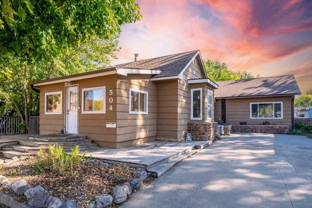 504 S  5th Ave, Sioux Falls, SD 57104