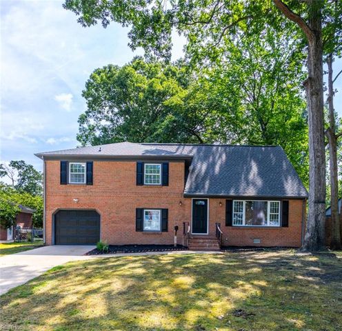 717 Prescott Cir, Newport News, VA 23602