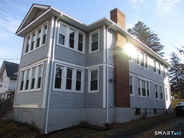 9 Newton Street, Meriden, CT 06450