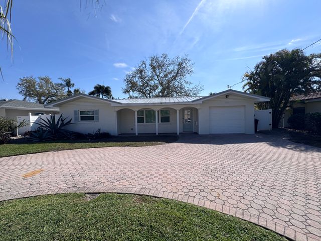 7818 Causeway Blvd N, Saint Petersburg, FL 33707