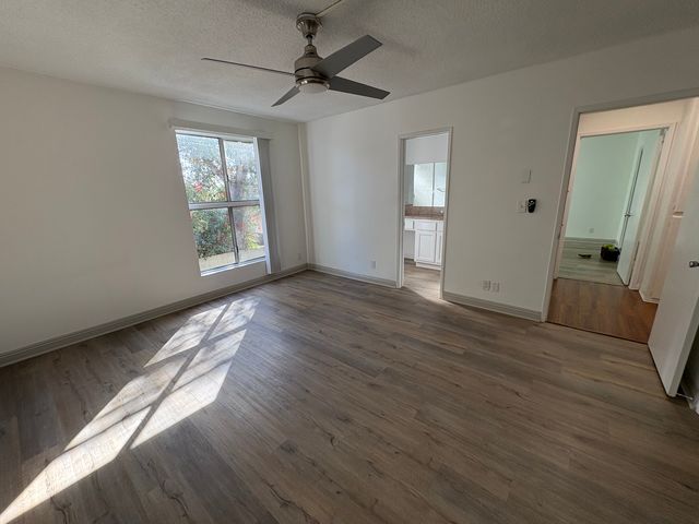 6625 Springpark Ave #6, Los Angeles, CA 90056