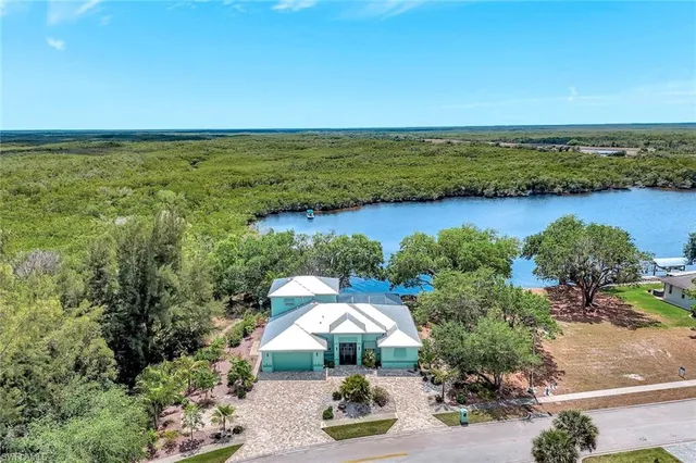 144 Wilderness CAY, Naples, FL 34114