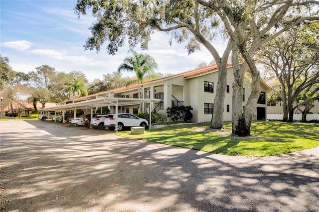 2020 Lakeview Dr #203, Clearwater, FL 33763
