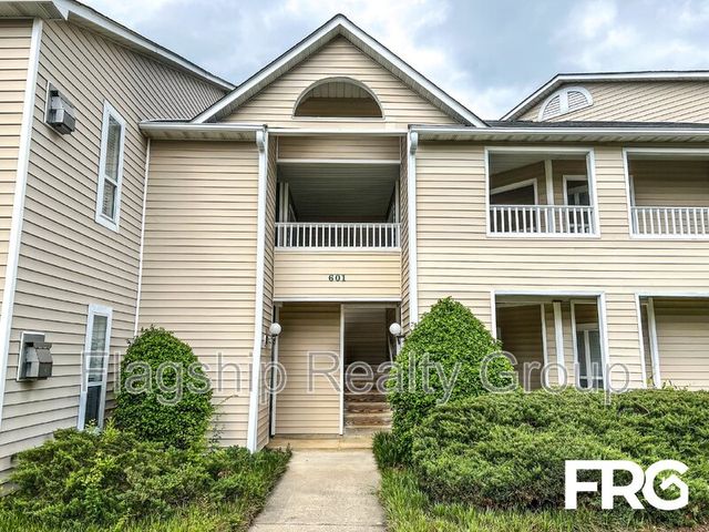 601 Spring Forest Rd   #B, Greenville, NC 27834