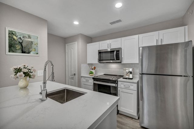 5701 S  Mo Pac Expy #1335, Austin, TX 78731