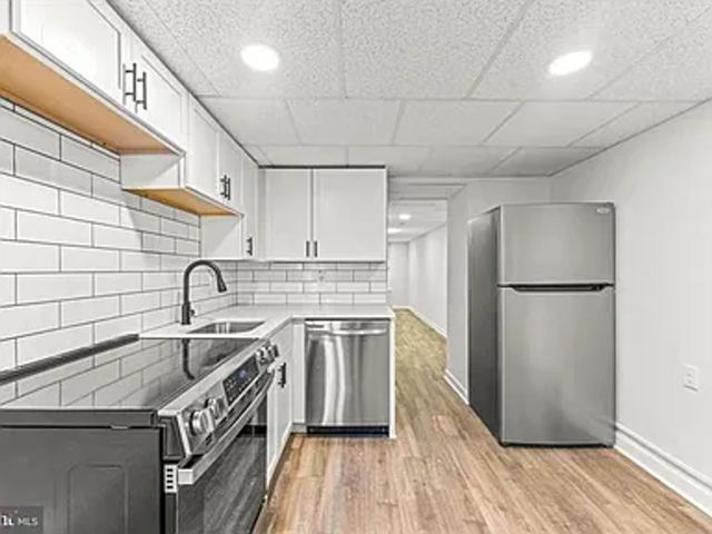 3106 N  Calvert St #1, Baltimore, MD 21218