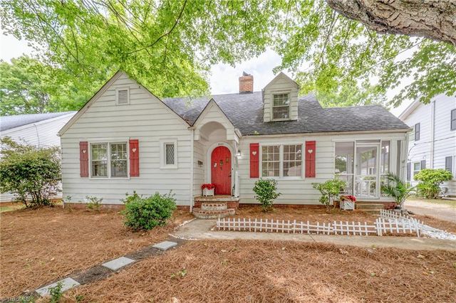 3223 Luther St, Winston Salem, NC 27127
