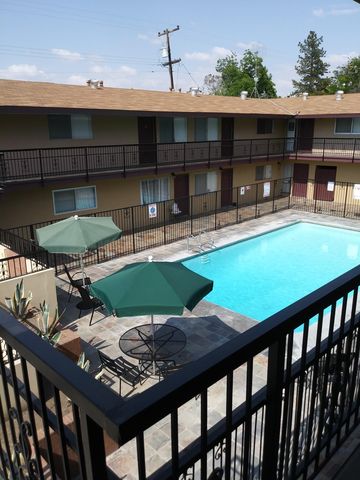 630 A St   #14, Bakersfield, CA 93304