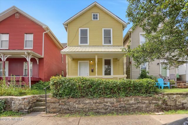 747 2nd St, Williamsport, PA 17701