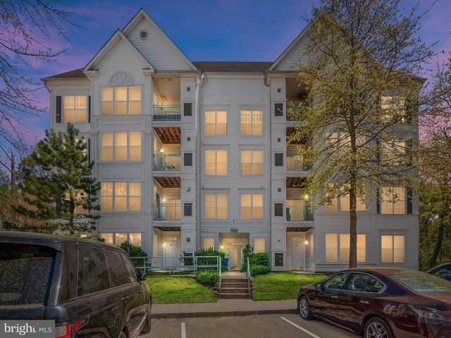 15620 Everglade Ln #402, Bowie, MD 20716