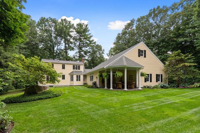 22 Westover Dr, Lynnfield, MA 01940
