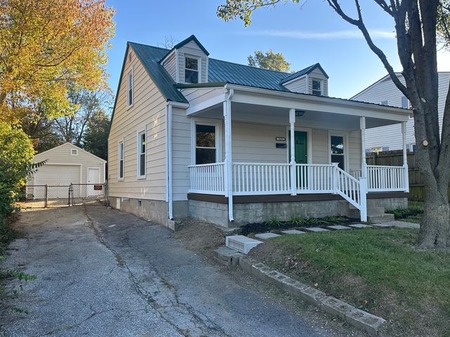 425 Meadow Park, Lexington, KY 40505