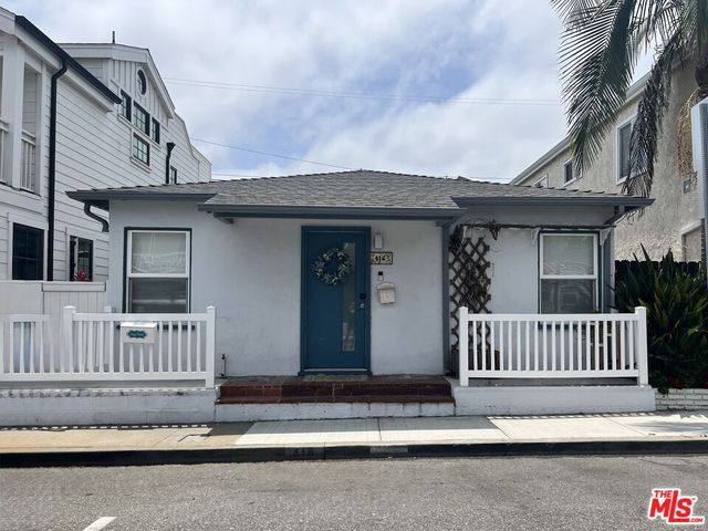 416 Longfellow Ave, Hermosa Beach, CA 90254
