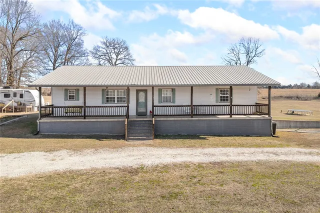 127 Walnut Ln, Western Grove, AR 72685
