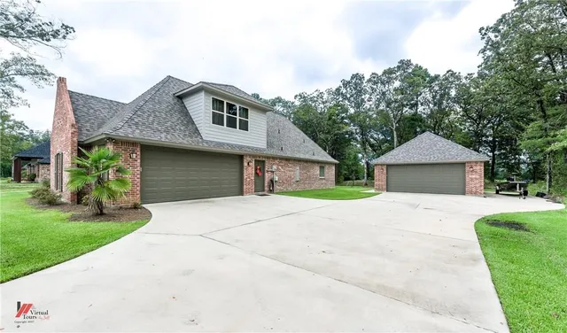 479 Ramsey Dr, Stonewall, LA 71078