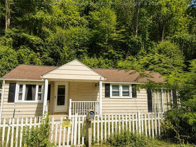 4226 Rich Fork Rd, Charleston, WV 25312