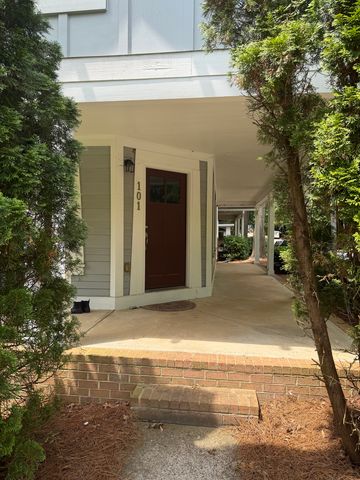 490 Barnett Shoals Rd #101, Athens, GA 30605