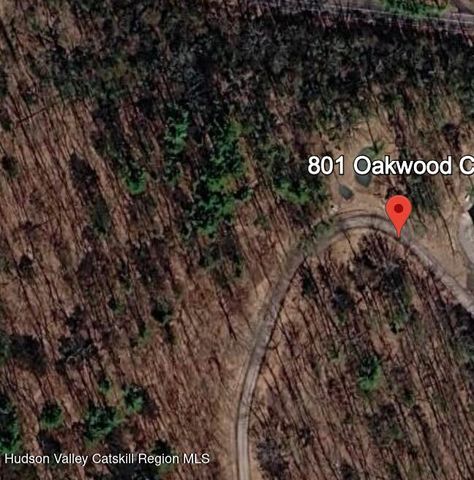 801 Oakwood Circle, Kingston, NY 12401