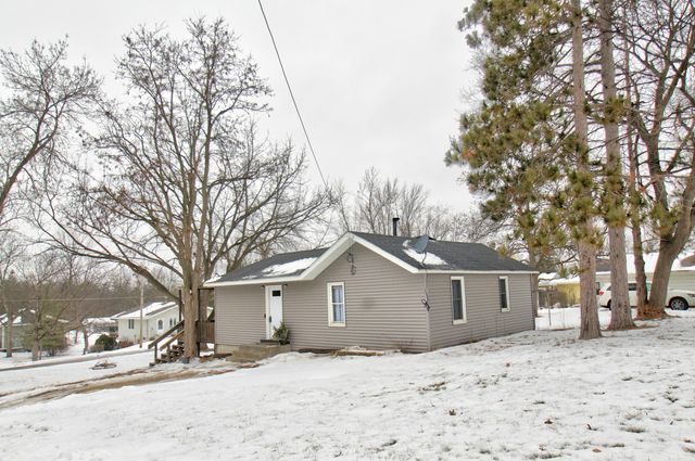 116 Middle St W, Cannon Falls, MN 55009