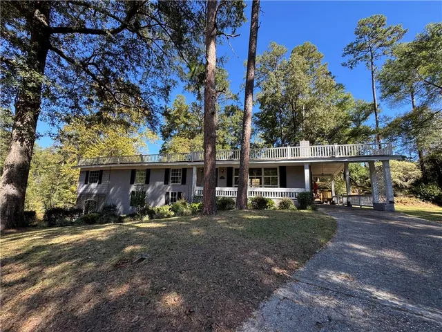 103 Barberry Place, Jackson, AL 36545
