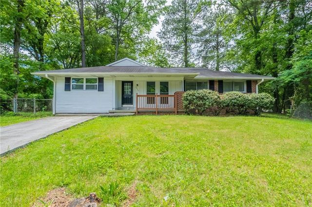 2499 Shiloh Dr, Decatur, GA 30034