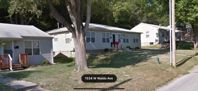 1530 W  Waldo Ave, Independence, MO 64050