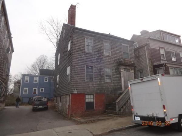 62 North St, New Bedford, MA 02740