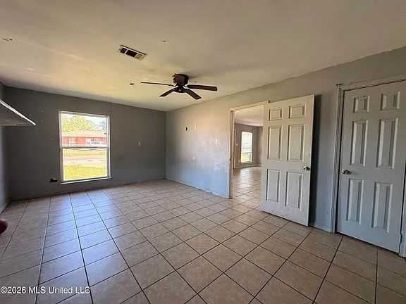 82 Holly Cir, Gulfport, MS 39501