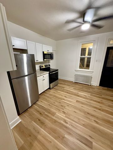 901 Saint Nicholas Dr, Donora, PA 15033