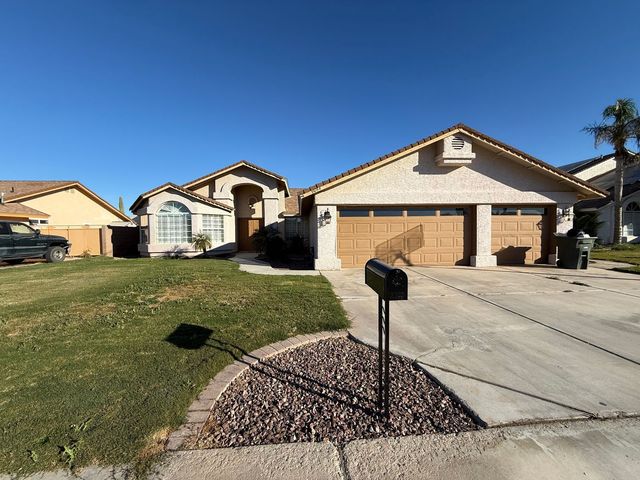 3594 W  13th St, Yuma, AZ 85364